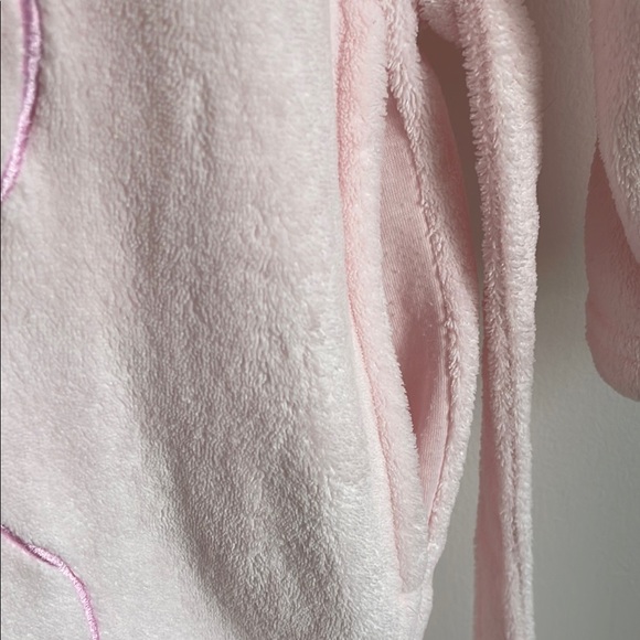 Vanity Fair - Pink Embroidered Robe - Picture 8 of 9